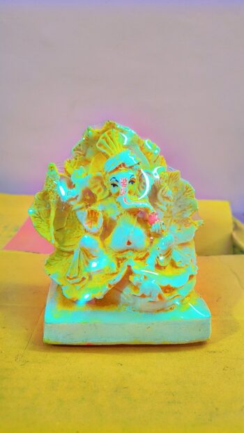 Traditional Pan Patta Ganesh Decorative Showpiece Figurine Decorative Showpiece for Home Decor,Office Decor Idol Ideal